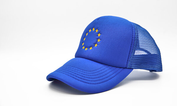 Casquette Trucker Mesh Europe